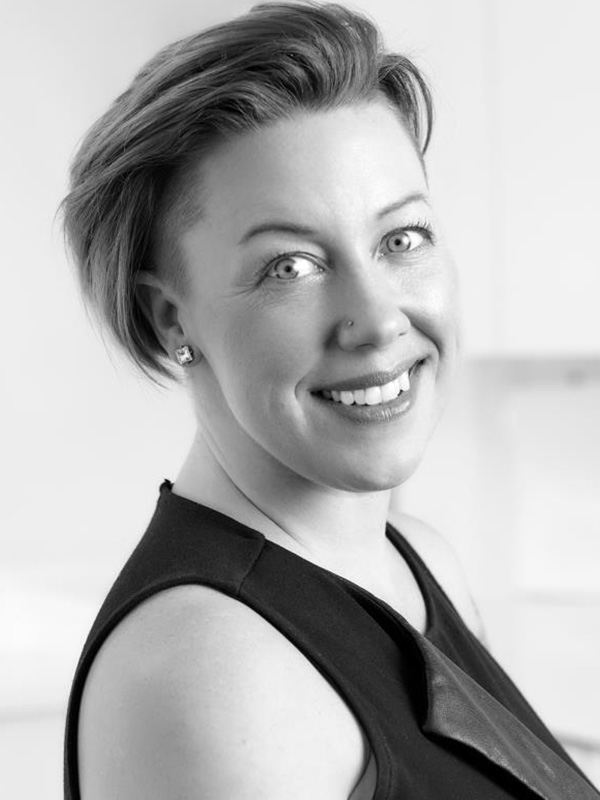KELLY HALLETT